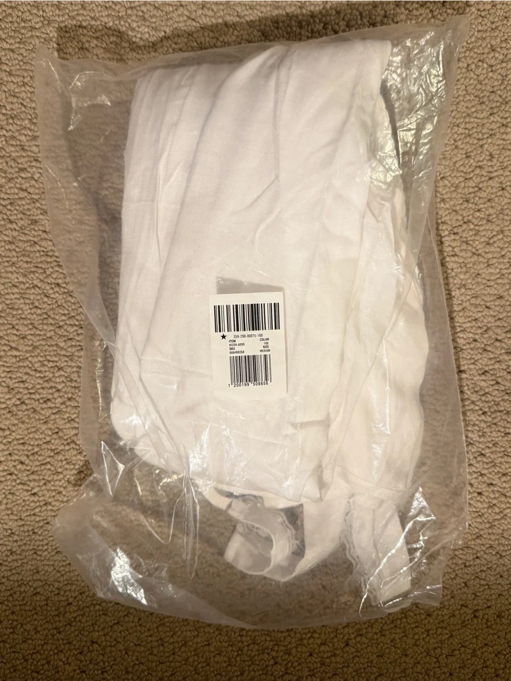 Hollister never worn